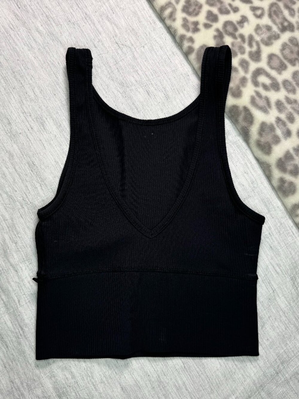 Power Pivot Ribbed Tank Top - Picture 2 of 3
